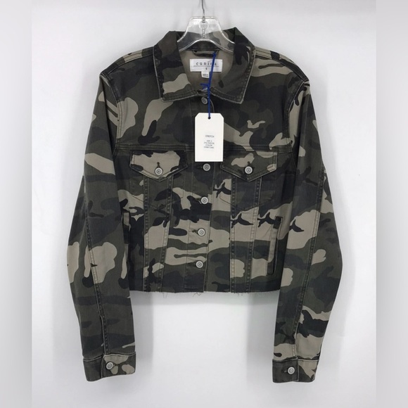 eunina Jackets & Blazers - Eunina Camo Cropped Denim Jacket Women’s Small NWT Military Print Utility Style